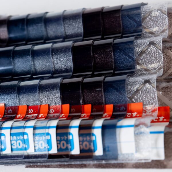 ポリカナミイタ・熱線カットタイプ